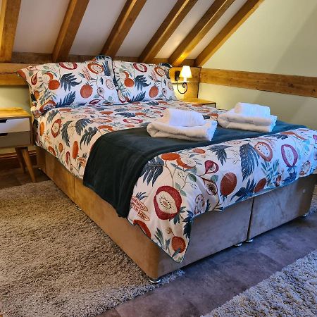 Apartmán Renovated Loft On Working Farm Mayfield  Exteriér fotografie
